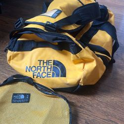 North Face Base Camp Duffel M 71L
