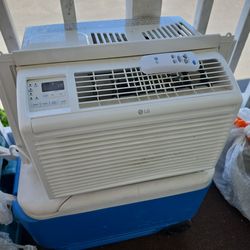 LG LW6017R Window Air Conditioner w/o Remote, 115V, 6000 Btu (Used)