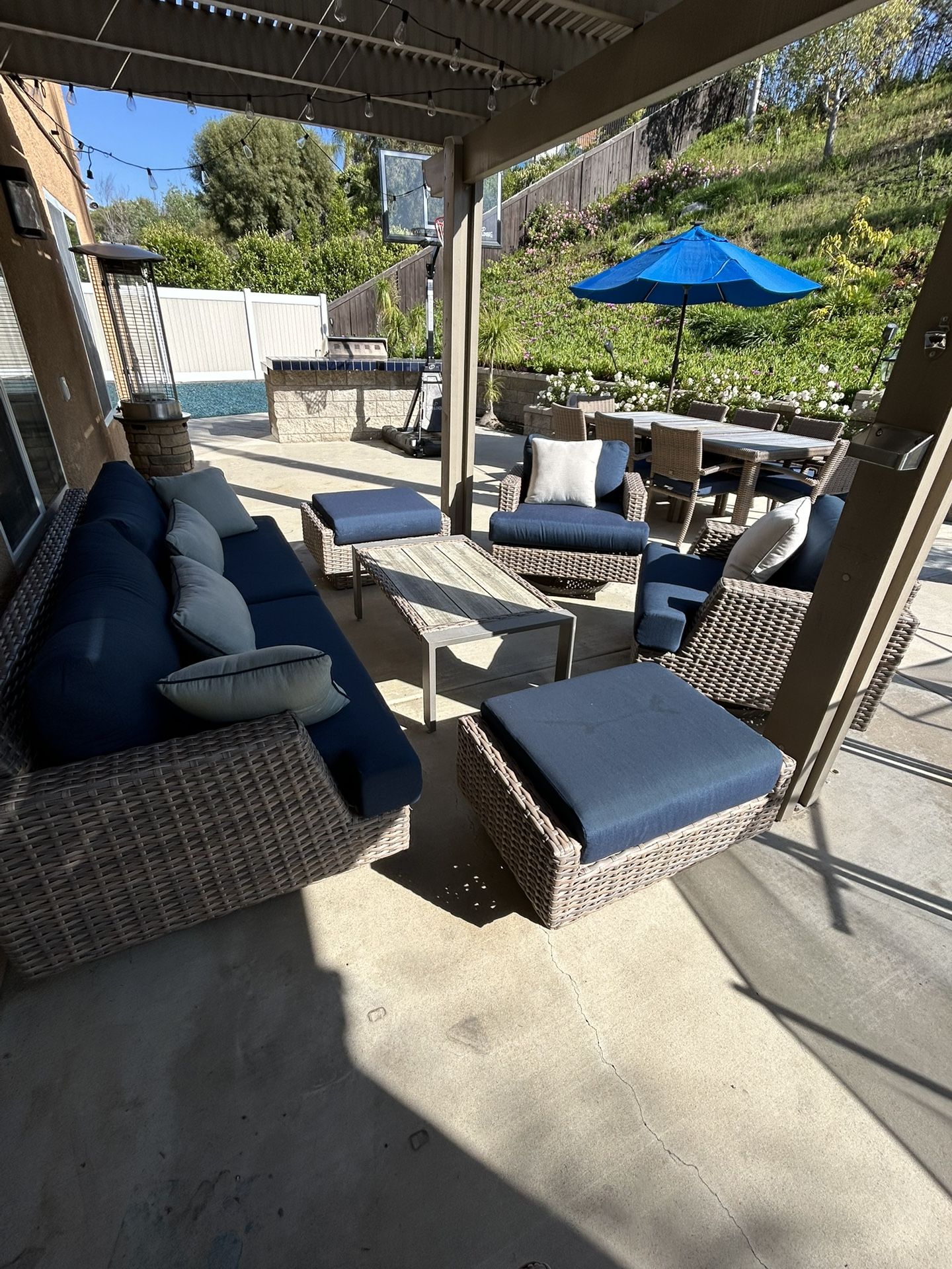 Patio Furniture/Crib/Changing Table/Rocking Chair/Baby Gate 