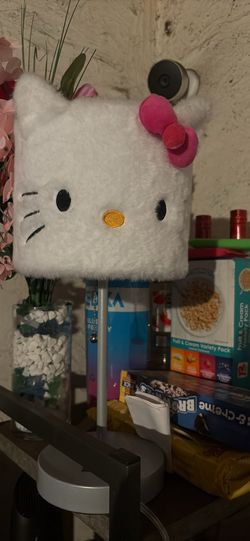 Hello kitty lamp