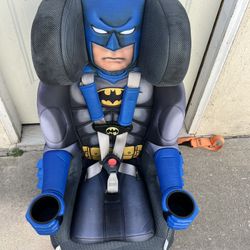 BATMAN BOOSTER CAR SEAT