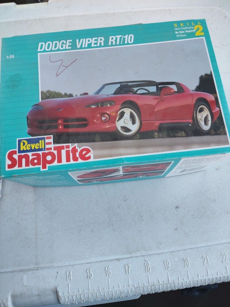 New Snap Tight Dodge Viper Retail $20 Local Pickup Cash Only