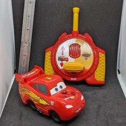 Fisher-Price GeoTrax Disney/Pixar Cars 2 RC Lightning McQueen TESTED & WORKING