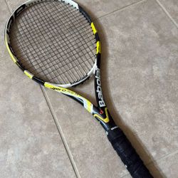 Babolat Aeropro Drive GT Nadal 4 3/8 Grip 