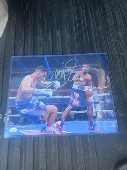 Manny pacquiao signed with authenticity