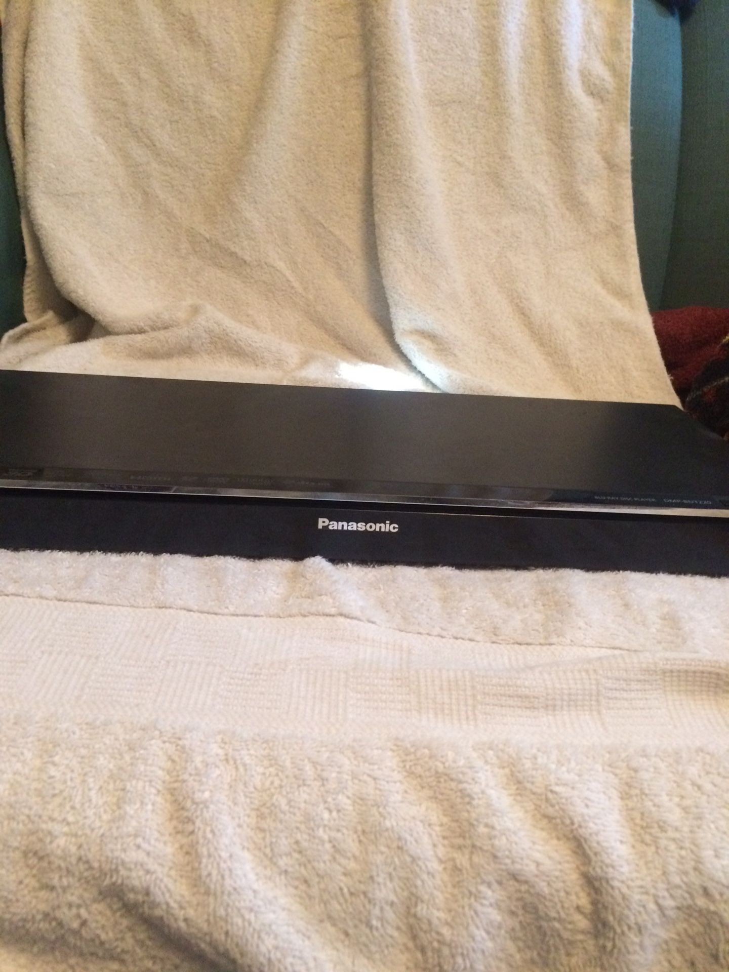 Panasonic DMP-BDT220 Integrated Wi-Fi 3D Blu-ray DVD Player