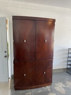 Wood Cabinet