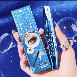 24 hours Long lashes Starry Blue Mascara