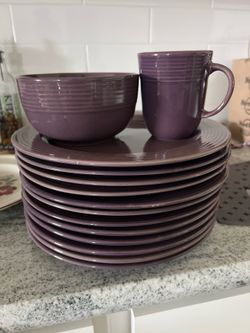 Purple Dinnerware Set
