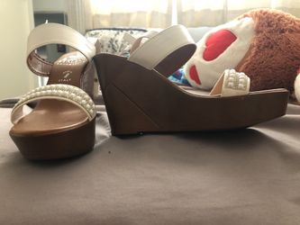 Size 7 wedge heel