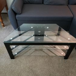 Glass TV/entertainment Stand