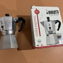Bialetti - Moka Express: Iconic Stovetop Espresso Maker