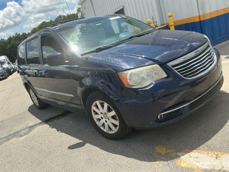 2014 Chrysler Town & Country