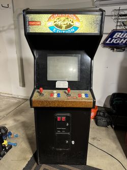CAPCOM Street Fighter 2 Full-size Arcade Game