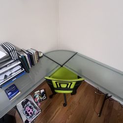 Office Table And Chair 