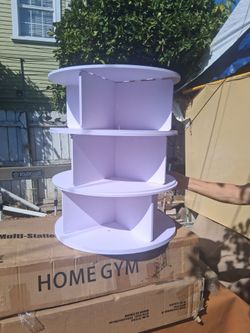 Carousel shelves