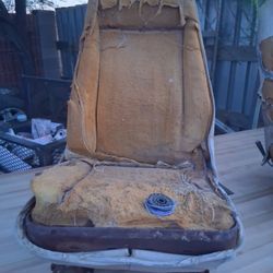 Seats 
