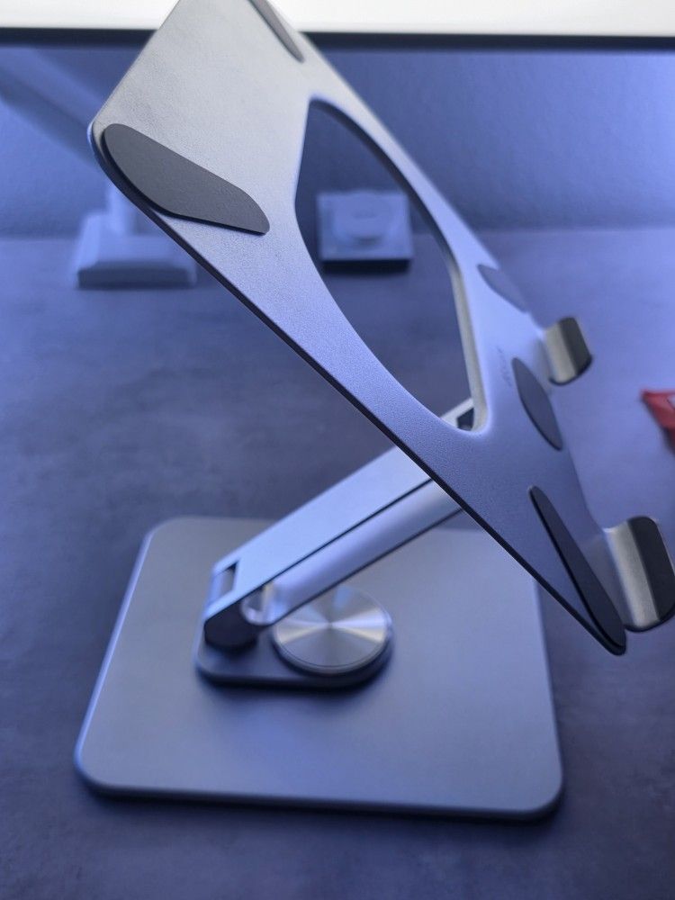 Latop Stand w/ 360 Rotating Base (Silver)