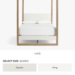 Canopy Bed Queen