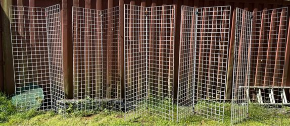 28 Gridwalls Panels +Waterfalls+Hooks- Full Retail Fixture Lot