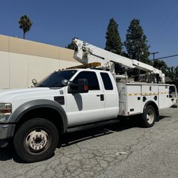 2008 Bucket Truck Ford F550