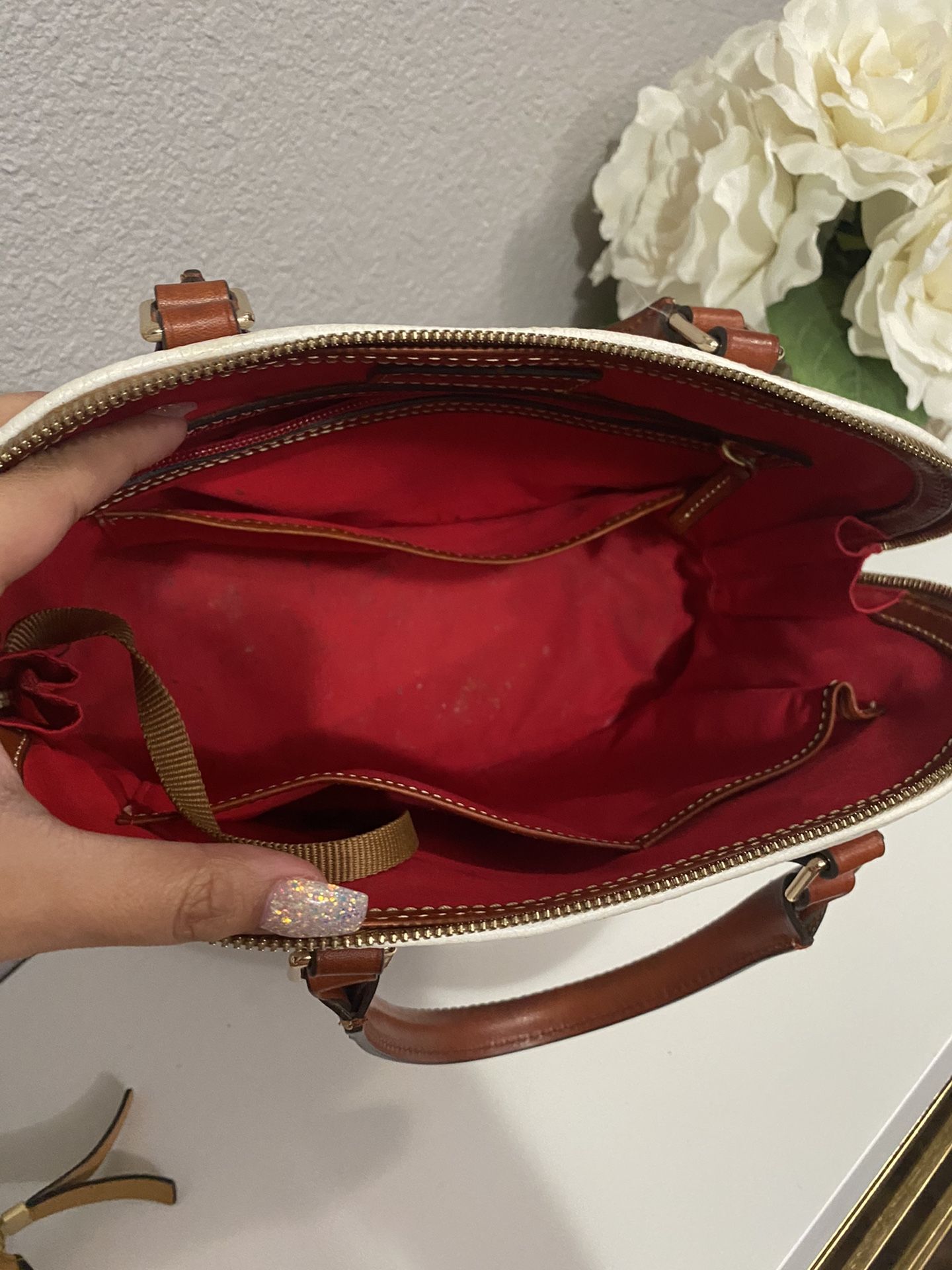 Dooney And Bourke Handbag