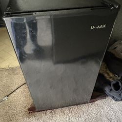 Mini Fridge Works Great 