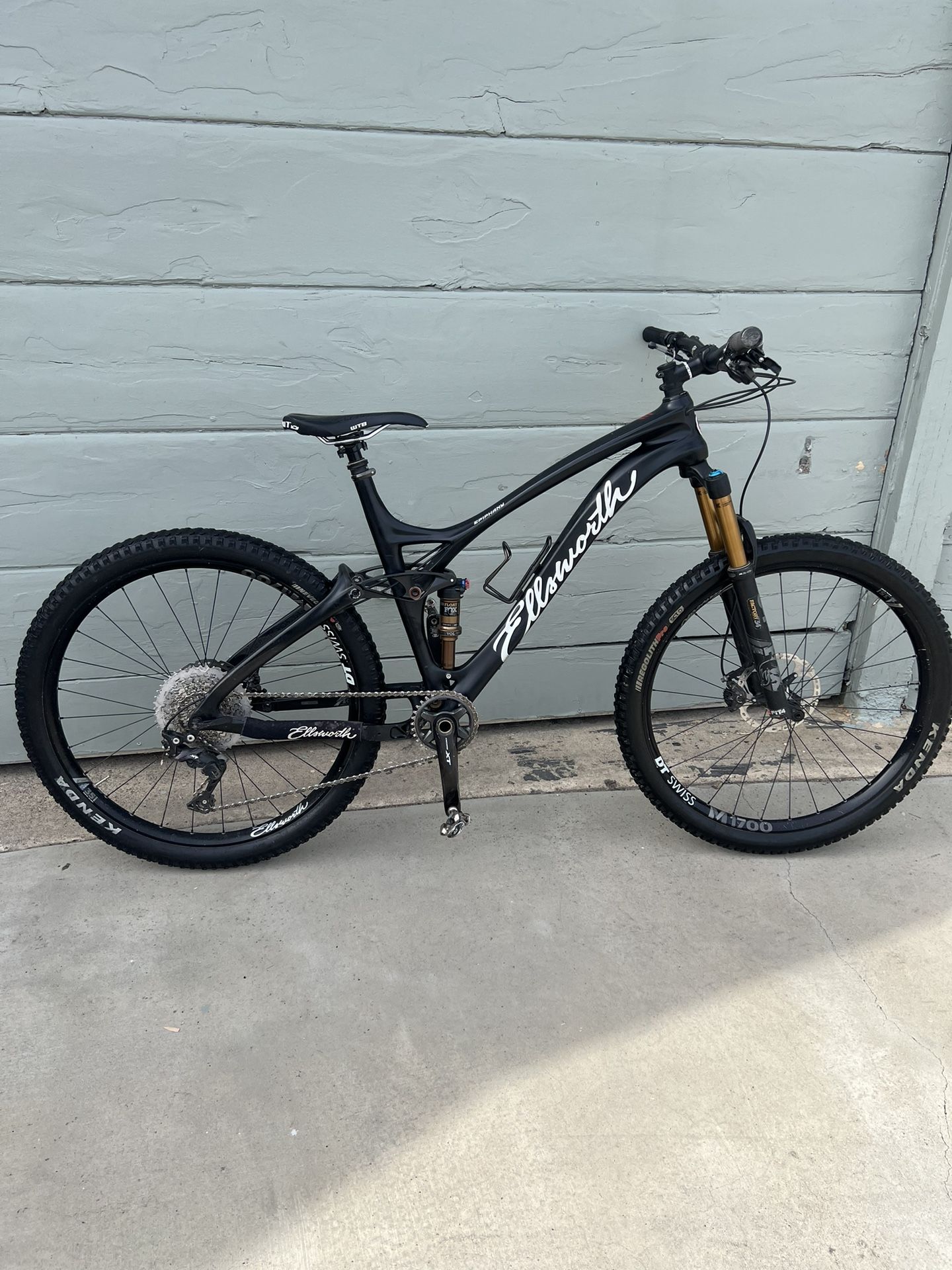 Ellsworth Epiphany Carbon Fiber Mountain Bike Bicycle Full