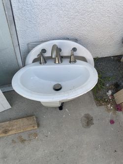 2 sinks with faucets