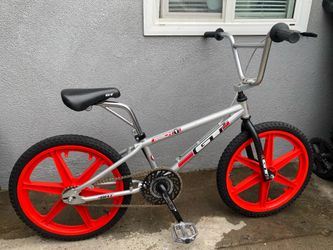 GT MACH 1  1999 new tires new rims, new chain new grips