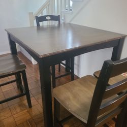 Bar-Height Table Set for Sale – $70