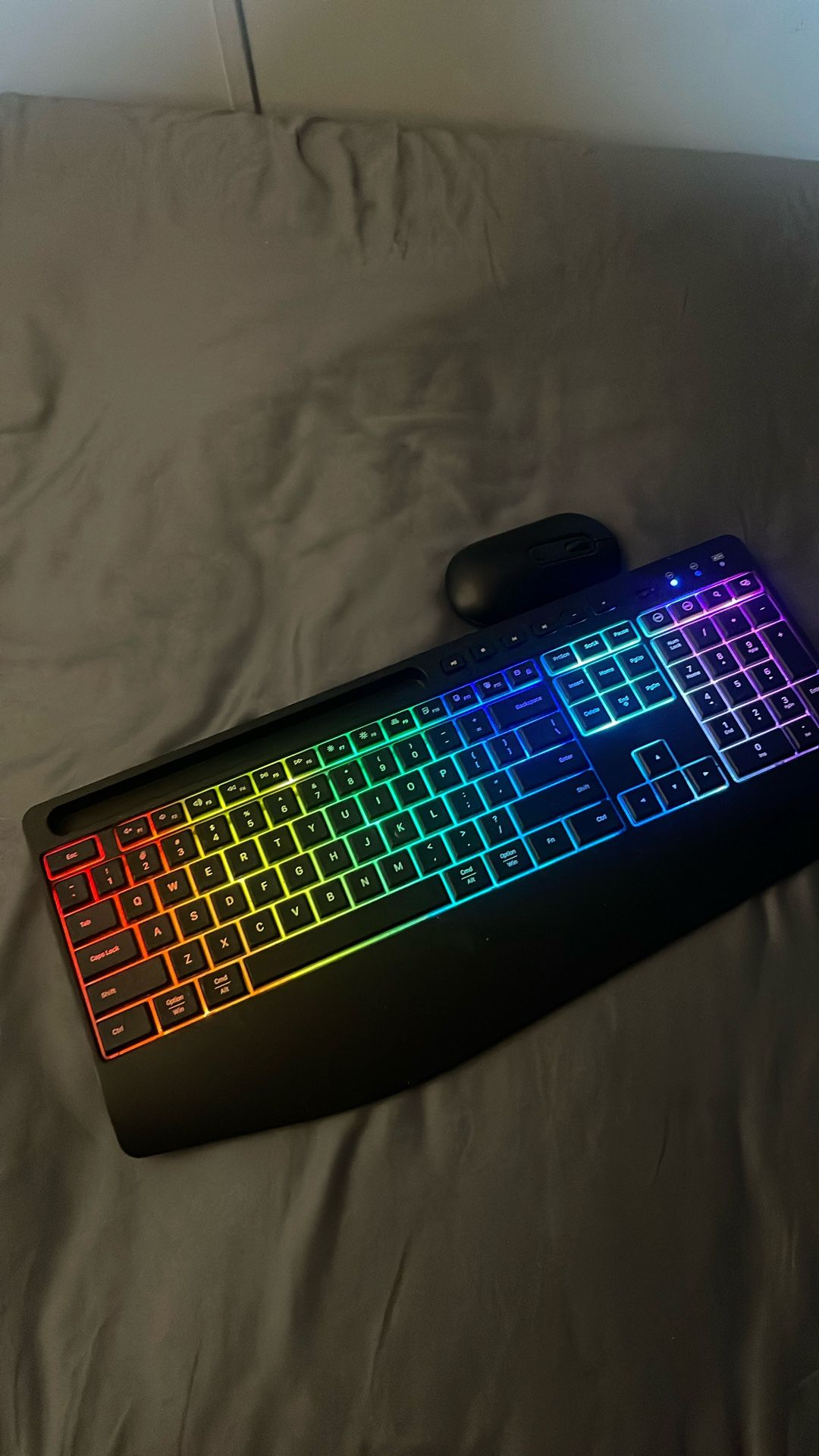 LED Bluetooth Keyboard