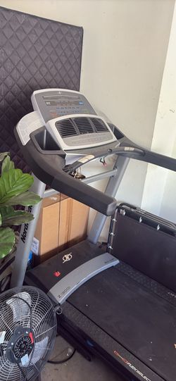 Nordic track treadmill
