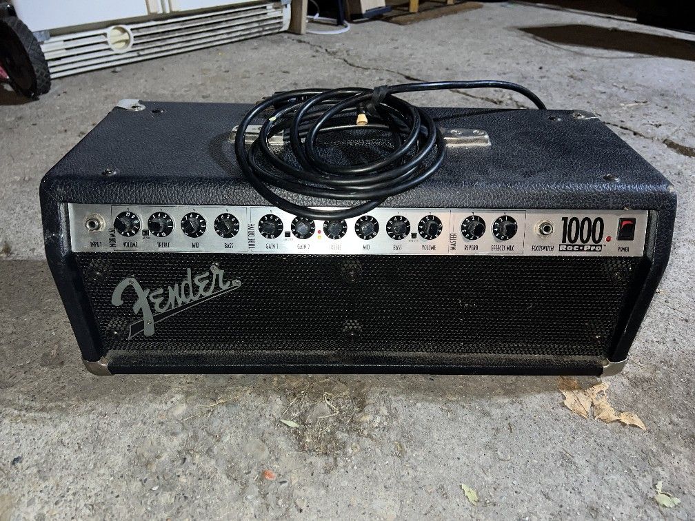 Fender Roc Pro 1000 2-Channel 100-Watt Hybrid Guitar Amp Head And Foot switch