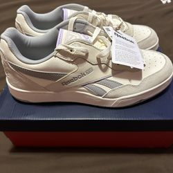 Reebok BB 4000 ii | Unisex, Womens Size 11