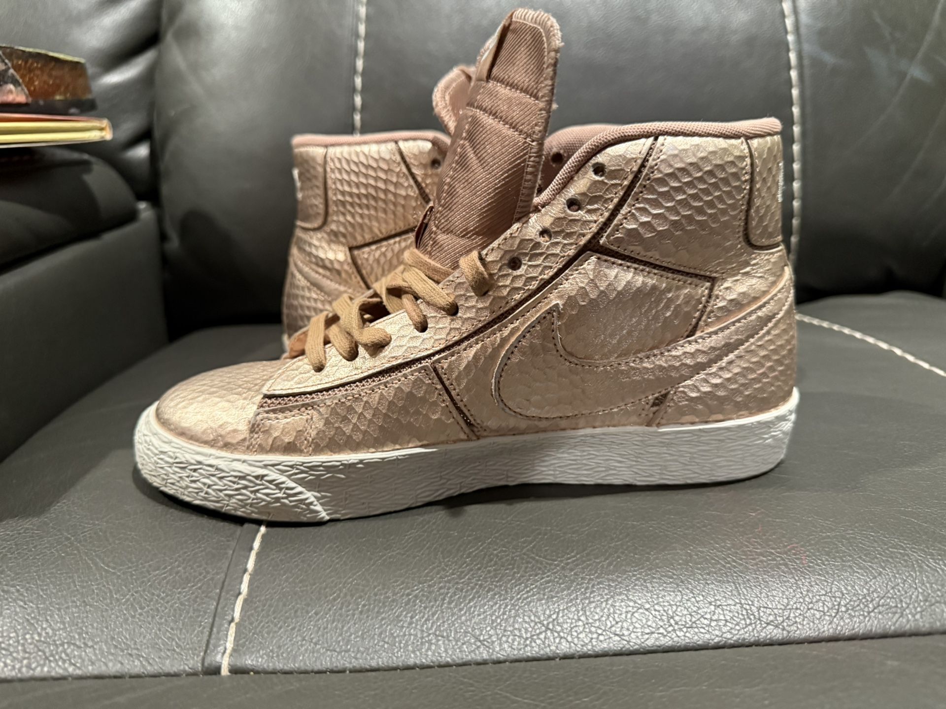 Nike Womens Blazer Mid Cut PRM Sneakers Size Bronze Gold Snake