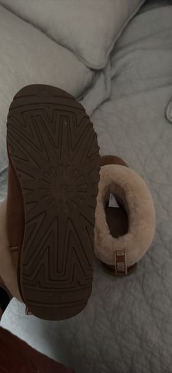 UGGS