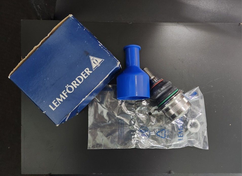 Mercedes-Benz Front Lower Control Arm Ball Joint Lemforder OEM 211(contact info removed) (2pcs)