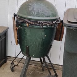Large egg grill