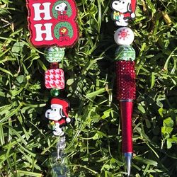 Snoopy Christmas Badge Reel And Pen Set