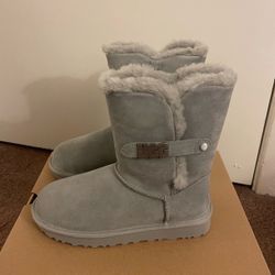 100% Authentic Brand New in Box UGG Bailey Metal Graphic  Boots / Color: Sel Grey / Women size 6 and 7