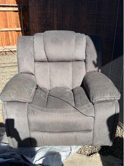 Recliner that moves up and down