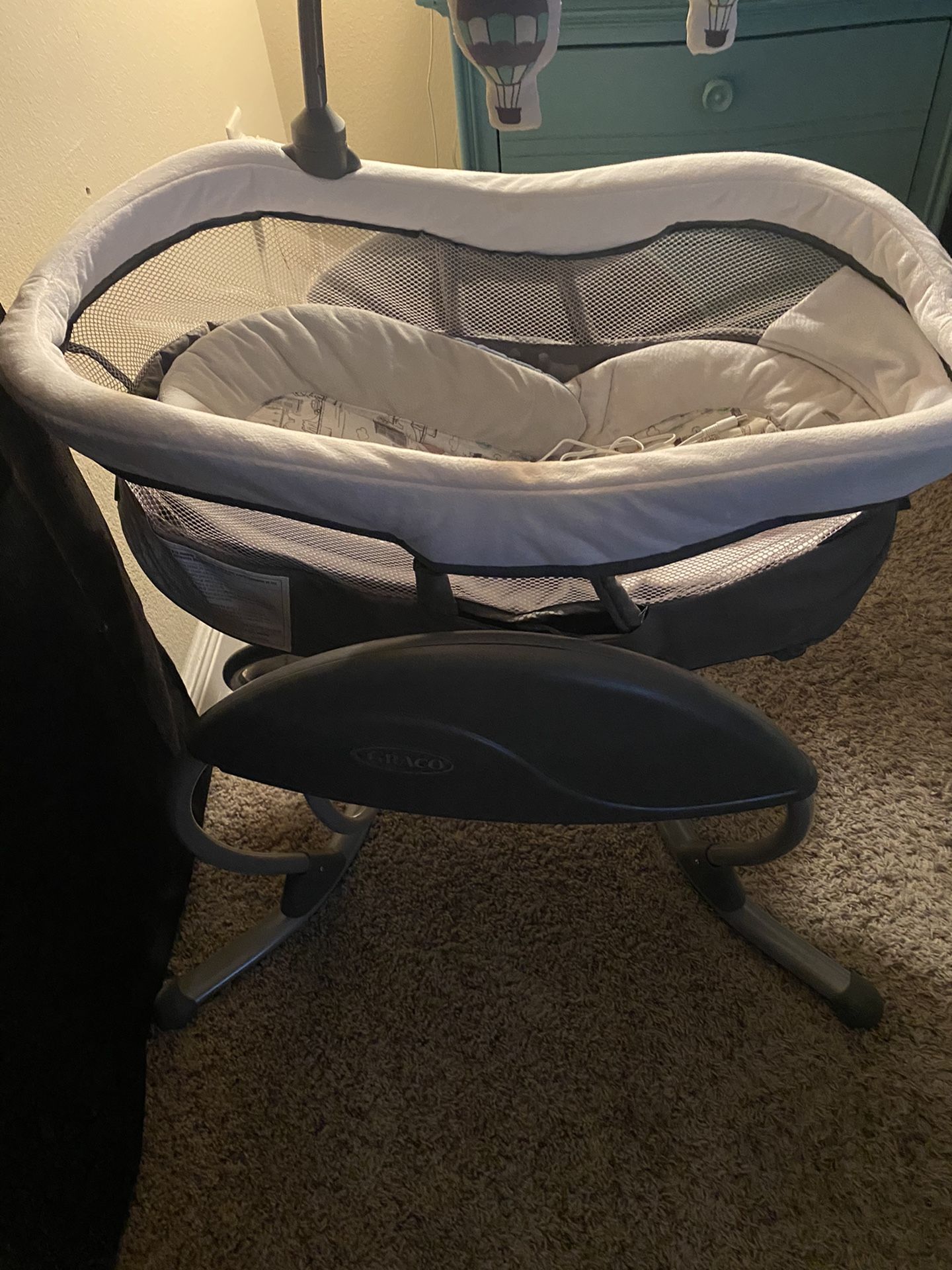 Baby graco swing