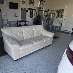 Leather Sofa Great Condition 
