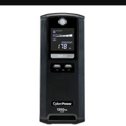 Cyber Power CST135XLU