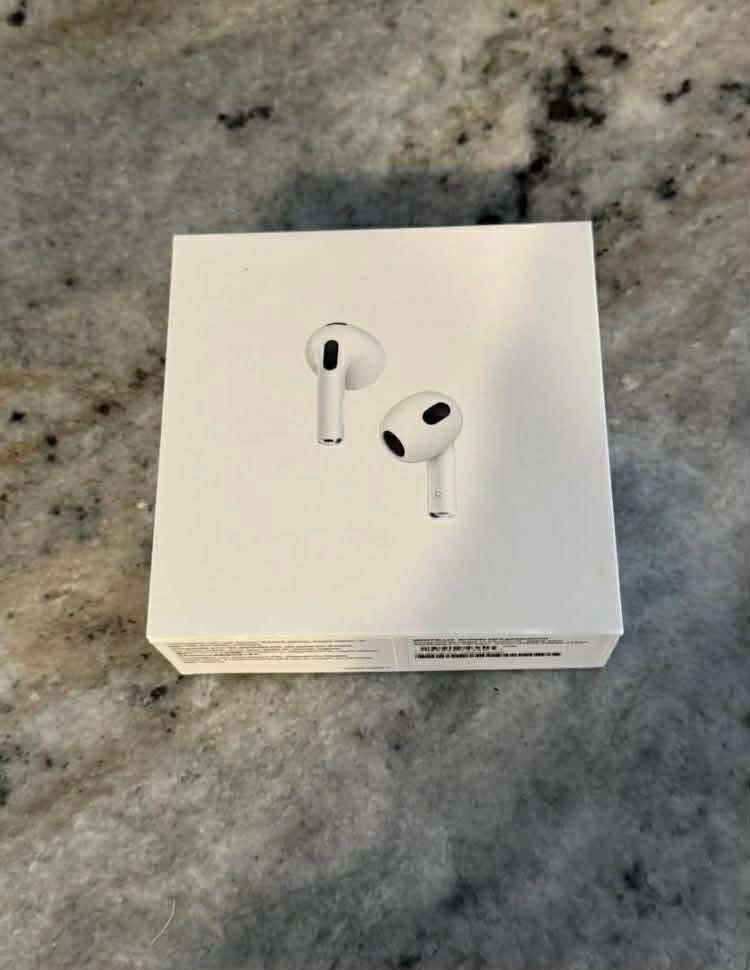 AirPods Gen 3