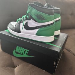 Jordan 1 : Pine Green. SZ : 10