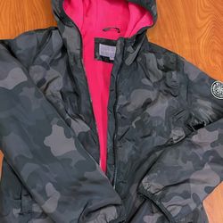 Steve Madden Camo And Fleece Windbreaker By Madden Girl Juniors Sz S/P