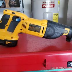 DeWalt 18v Tools w/Batteries