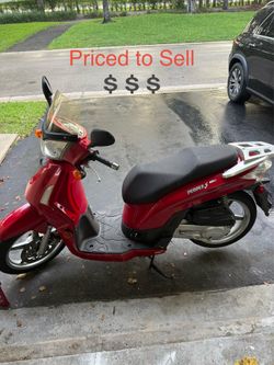 2009 KYMCO People S 50 Scooter